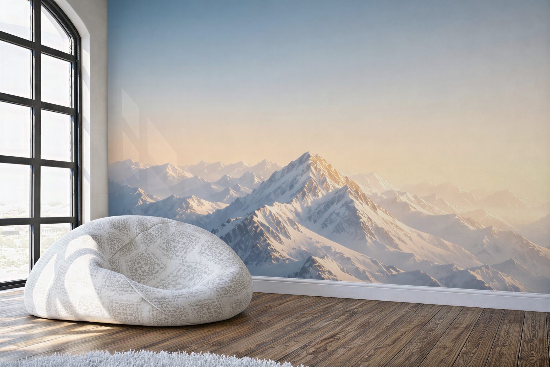 Fotobehang besneeuwde bergen bij zonsopgang in lichte blauwtinten