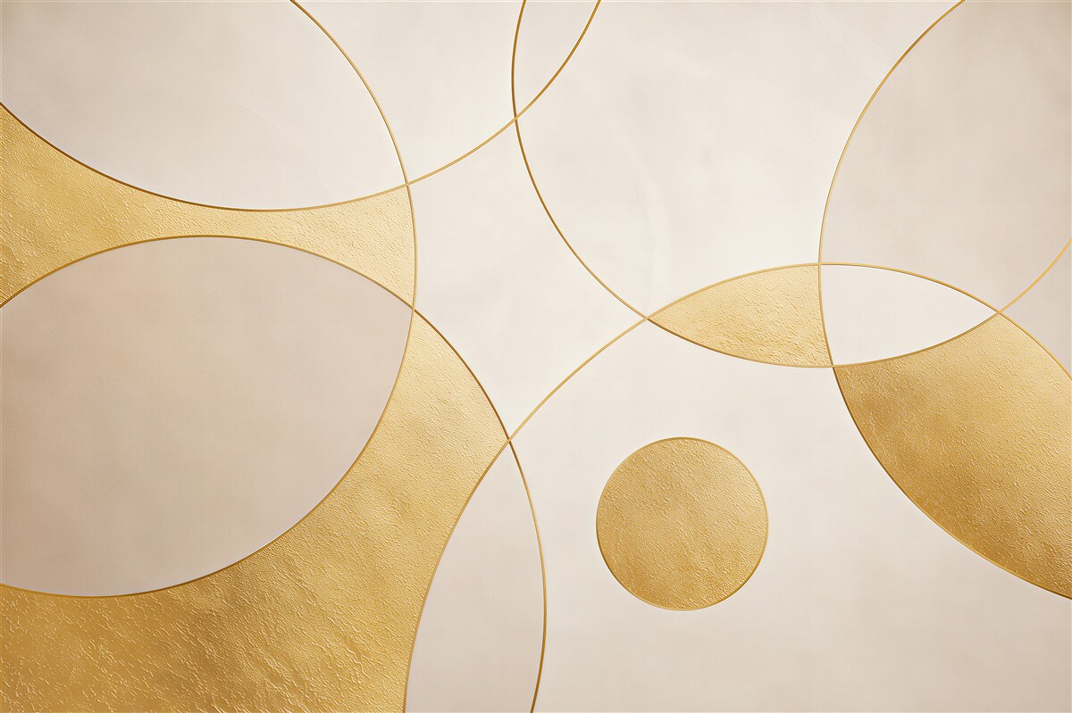 Fotobehang gouden geometrische cirkels op een crèmekleurige achtergrond elegant en modern