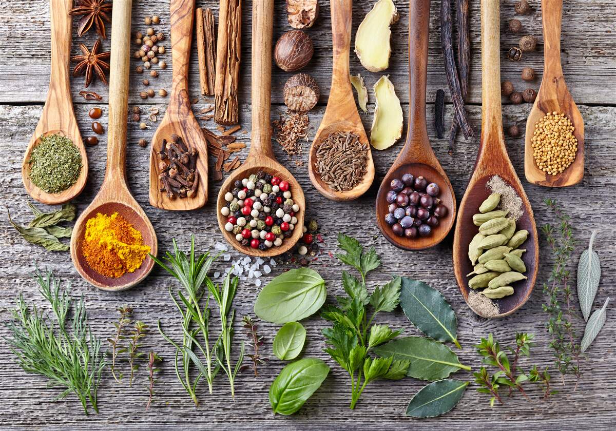 Fotobehang kleurrijke aromatische specerijen