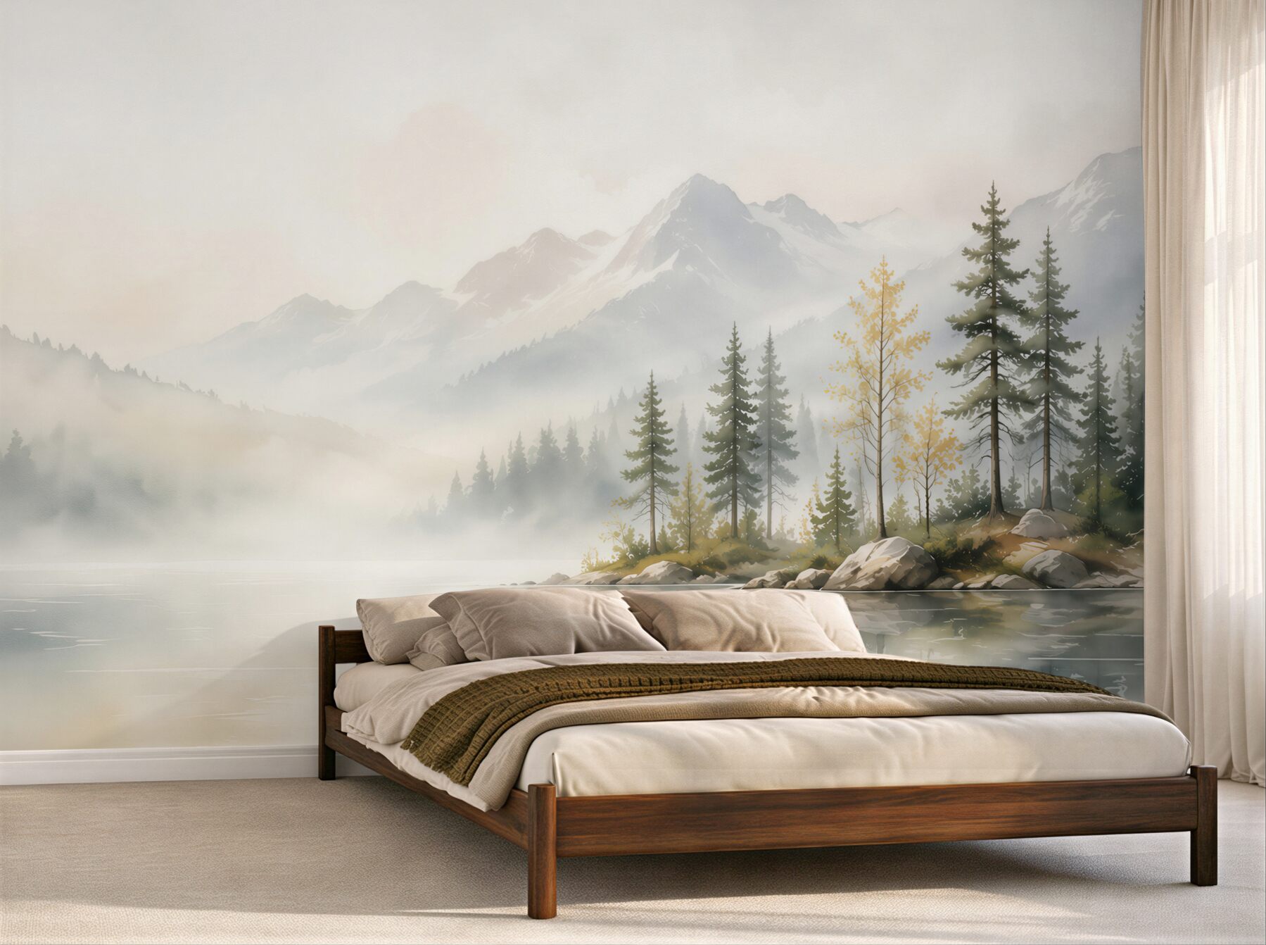 Fotobehang bergmeer met dennen en mistige toppen