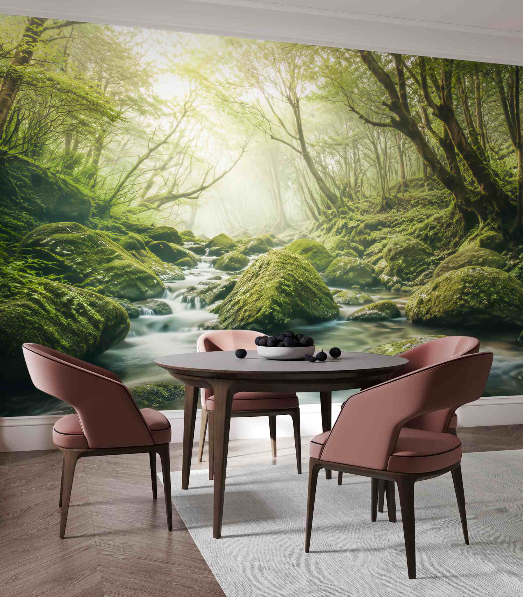 Fotobehang bosbeek met mos in de zonnestralen