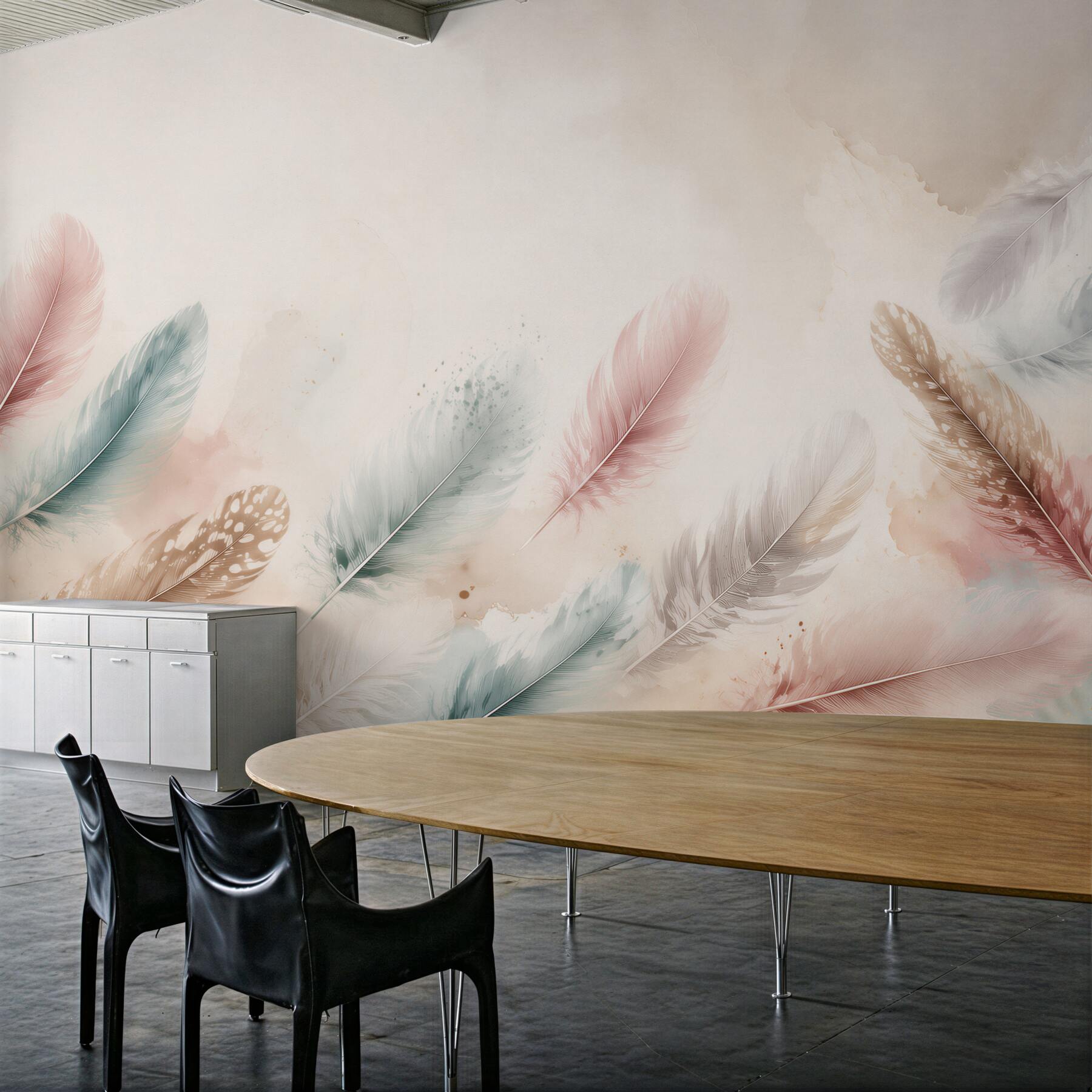 Fotobehang pastelroze en blauwe veren op een crèmekleurige achtergrond